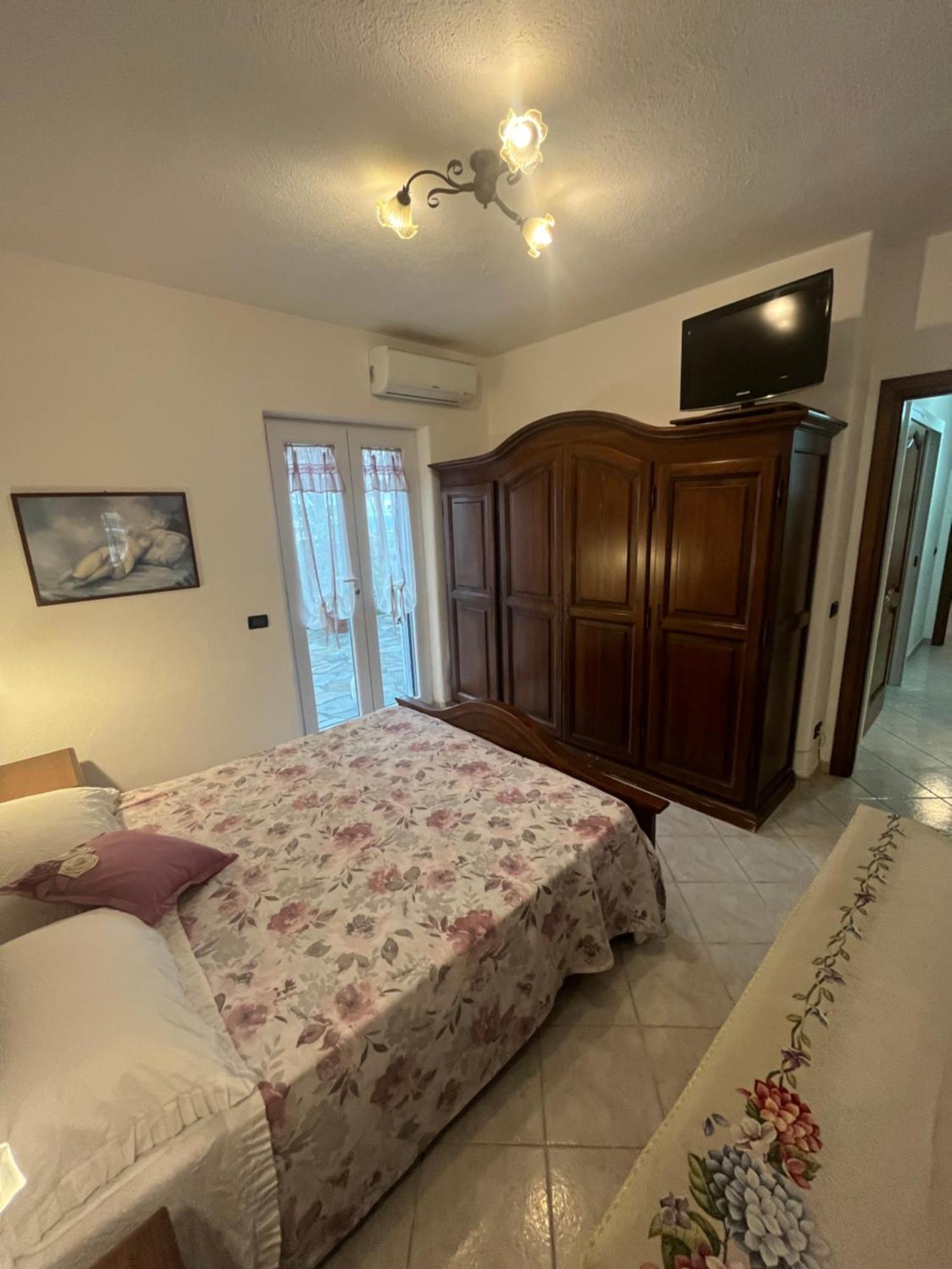 Villa Symphony Sea View Forio di Ischia Exteriör bild